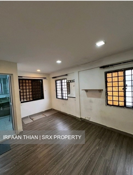 Fuyong Estate (D23), Terrace #527935271